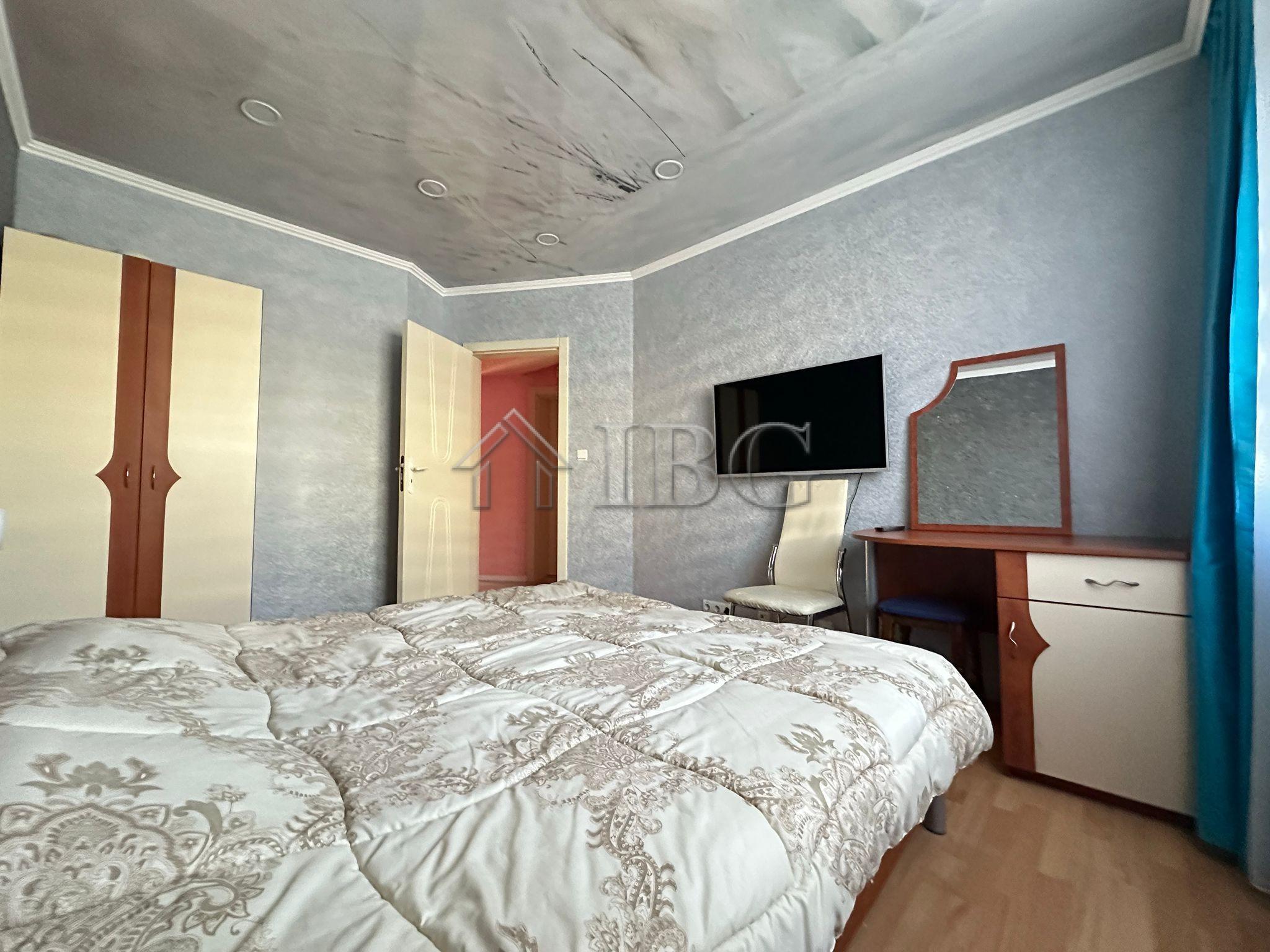 Two-Bedroom Apartment in Star Fish Complex, Sveti Vlas — photo 19 of 24