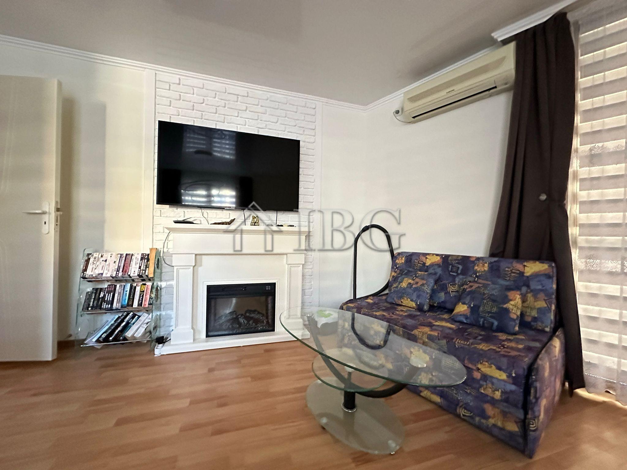 Two-Bedroom Apartment in Star Fish Complex, Sveti Vlas — photo 15 of 24