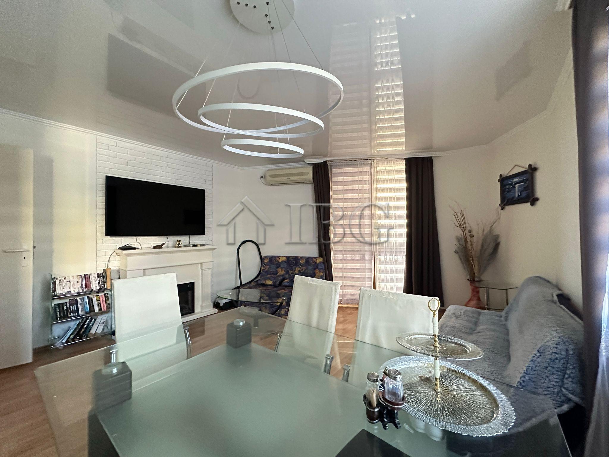 Two-Bedroom Apartment in Star Fish Complex, Sveti Vlas — photo 13 of 24