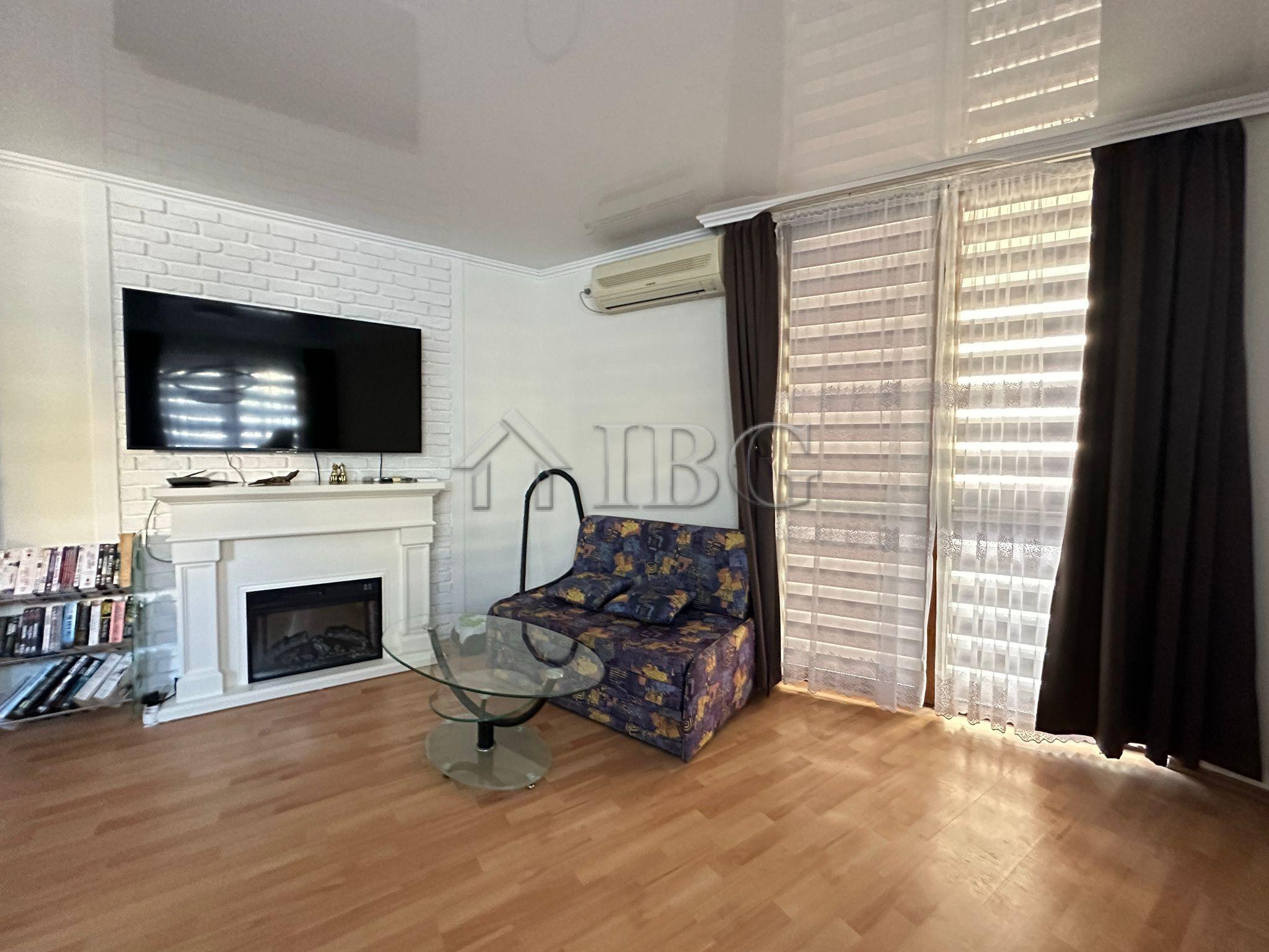 Two-Bedroom Apartment in Star Fish Complex, Sveti Vlas — photo 9 of 24