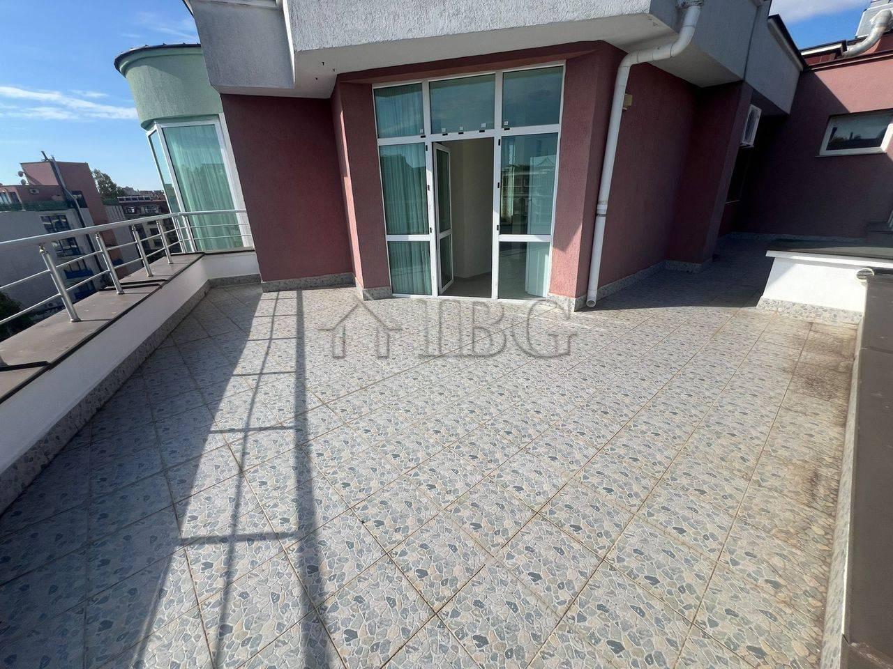 Spacious One-Bedroom Apartment in Pirop City, Sunny Beach — Ul. Slanchev Bryag