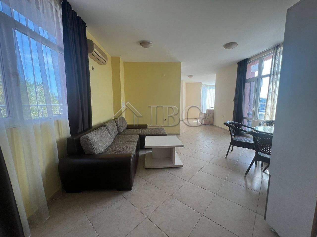 Spacious One-Bedroom Apartment in Pirop City, Sunny Beach — photo 5 of 21