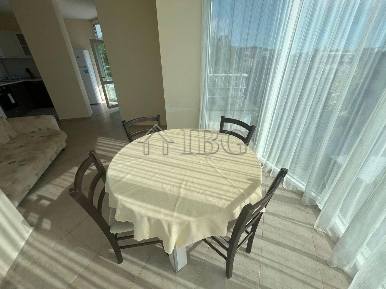 Spacious One-Bedroom Apartment in Pirop City, Sunny Beach — photo 11 of 21