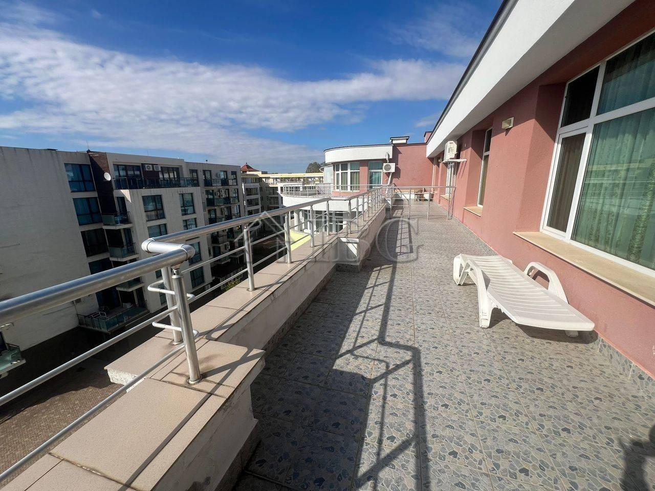 Spacious One-Bedroom Apartment in Pirop City, Sunny Beach — photo 2