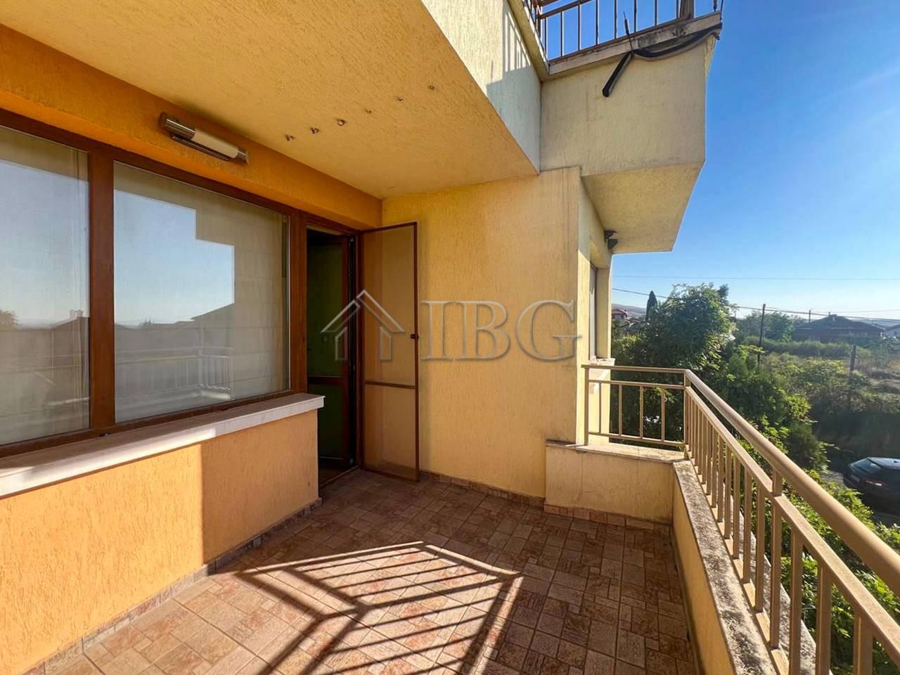 Spacious Three-Storey House with Mountain Views in Banevo, Burgas — photo 9 of 25