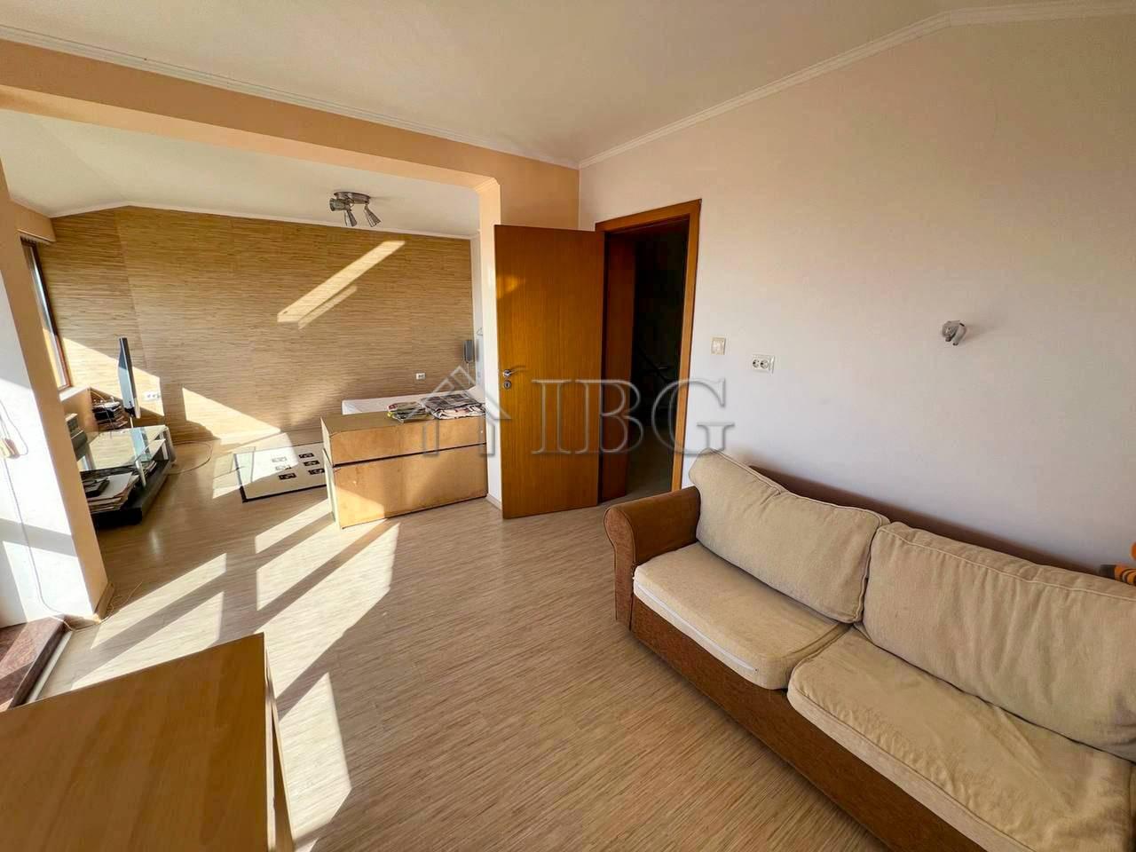 Spacious Three-Storey House with Mountain Views in Banevo, Burgas — photo 23 of 25