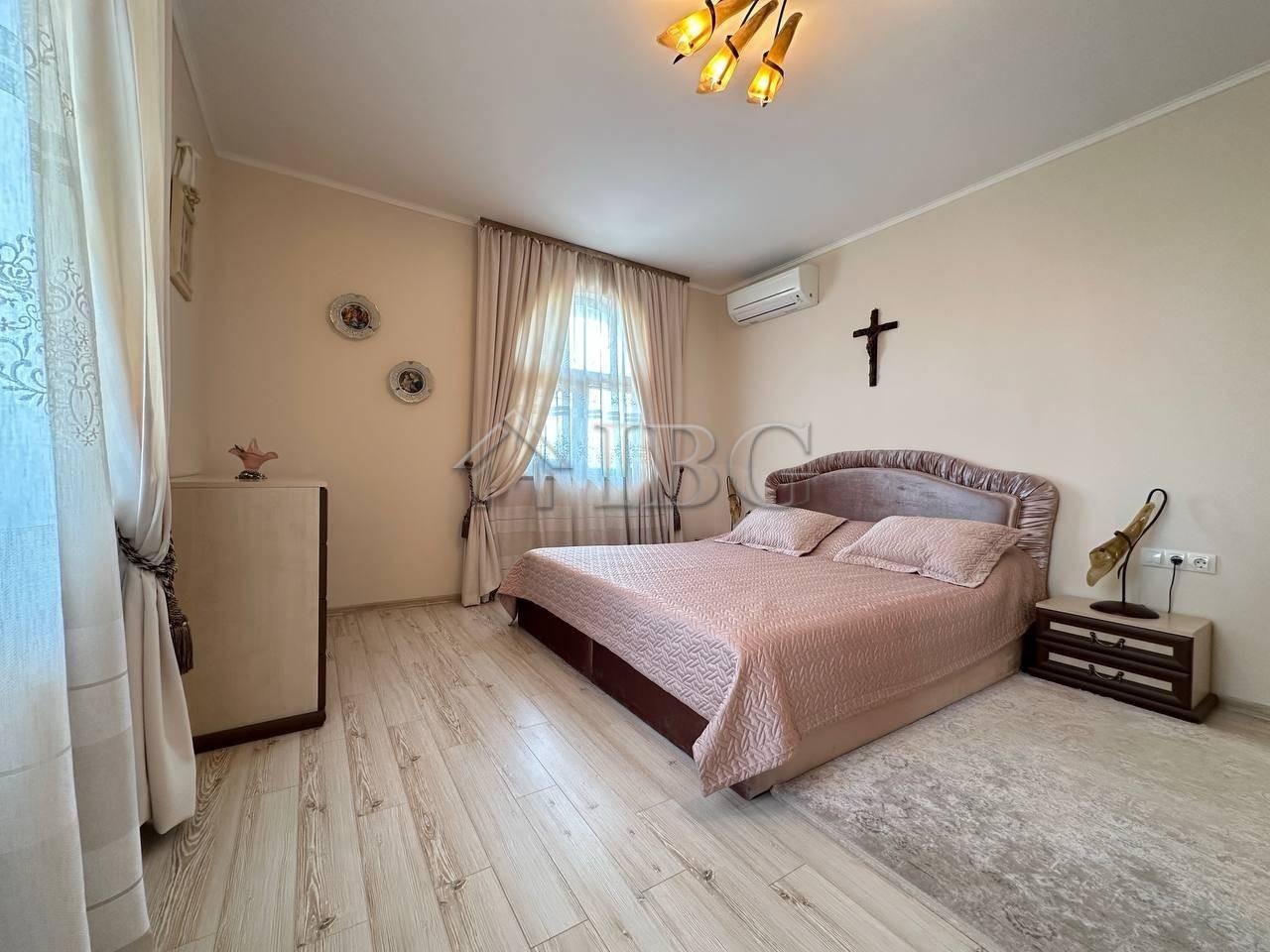 Luxury Two-Bedroom Apartment in Esteban Complex, Nessebar — photo 23 of 25