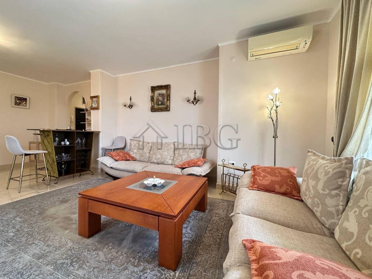 Luxury Two-Bedroom Apartment in Esteban Complex, Nessebar — photo 13 of 25