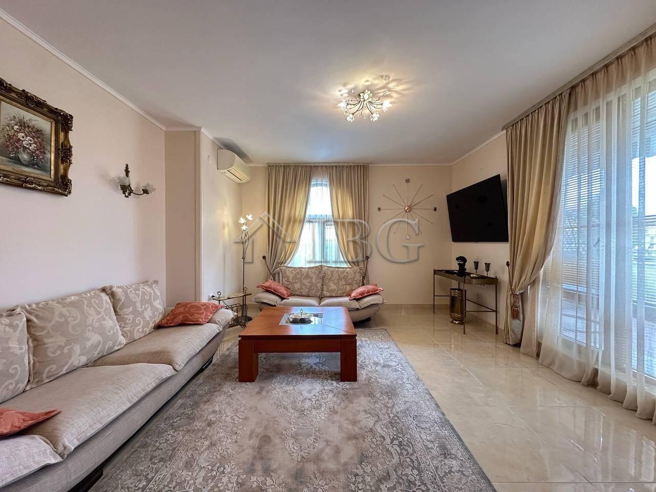 Luxury Two-Bedroom Apartment in Esteban Complex, Nessebar — photo 12 of 25