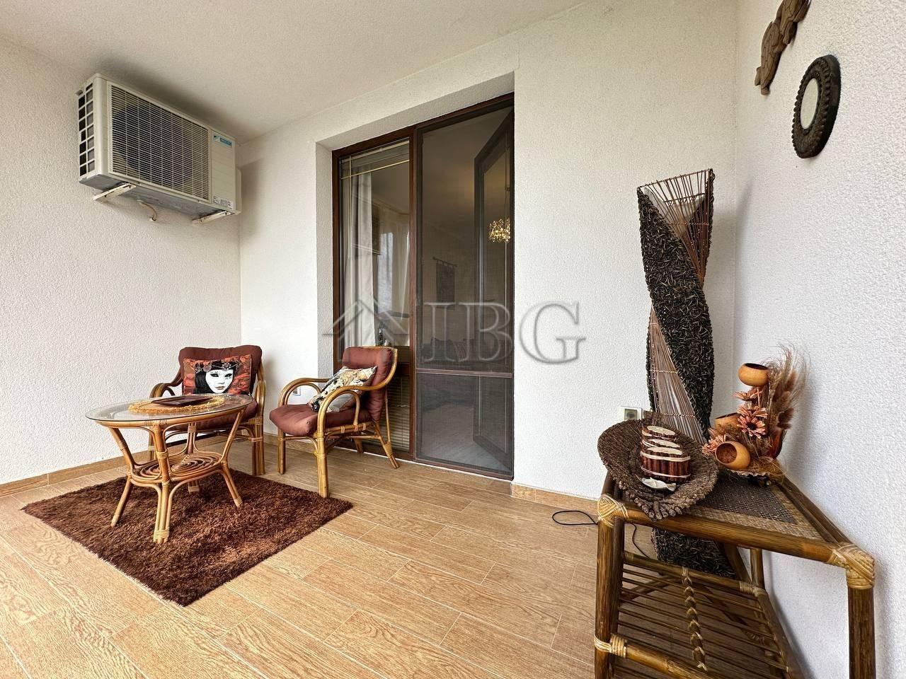 Luxury Two-Bedroom Apartment in Esteban Complex, Nessebar — photo 11 of 25