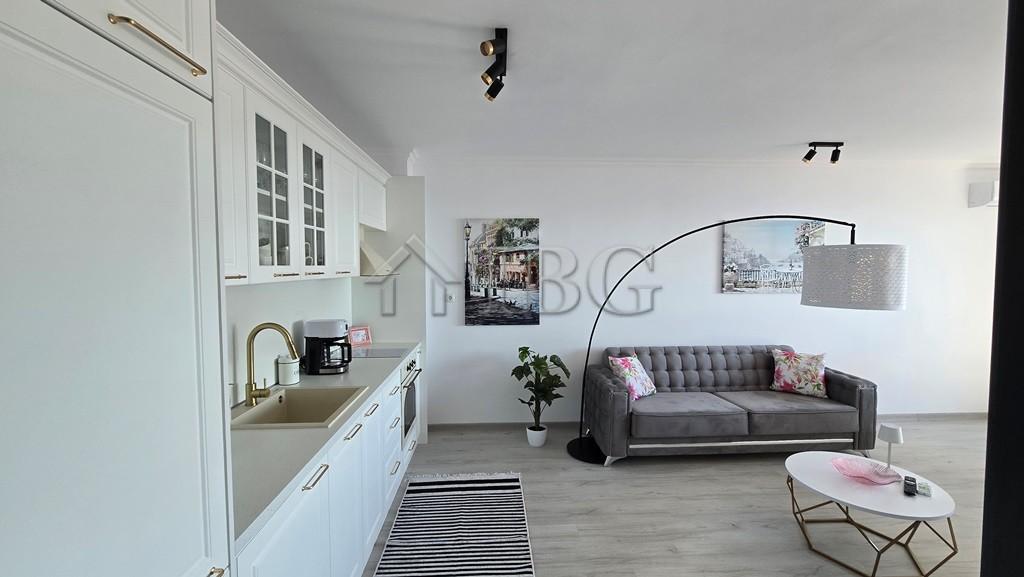 Luxury Two-Bedroom Apartment for Sale in Etara 4 Complex, Sveti Vlas — photo 7 of 13