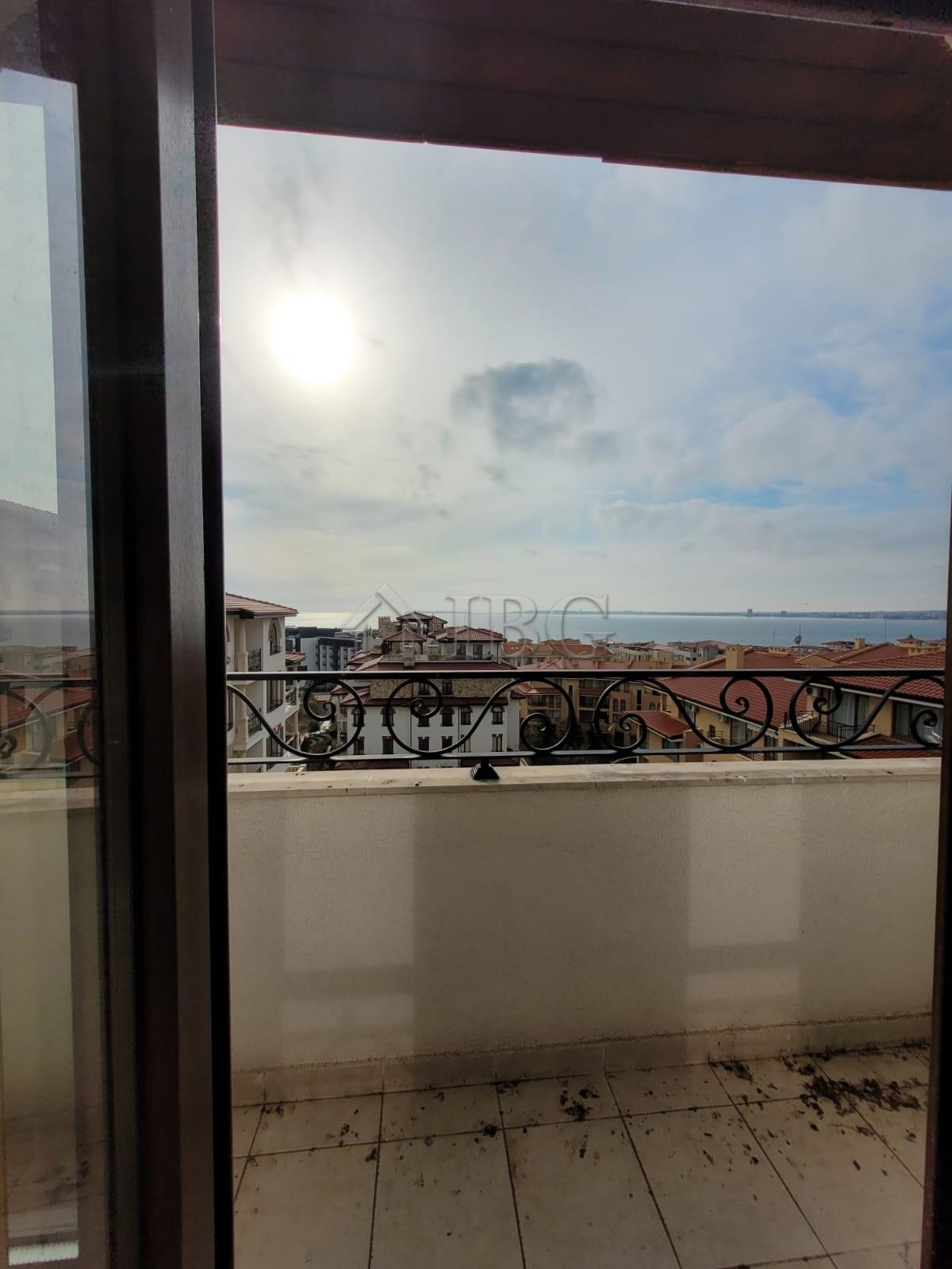 Luxurious Three-Level Maisonette with Sea Views in Arthur Complex, Sveti Vlas — photo 5 of 20