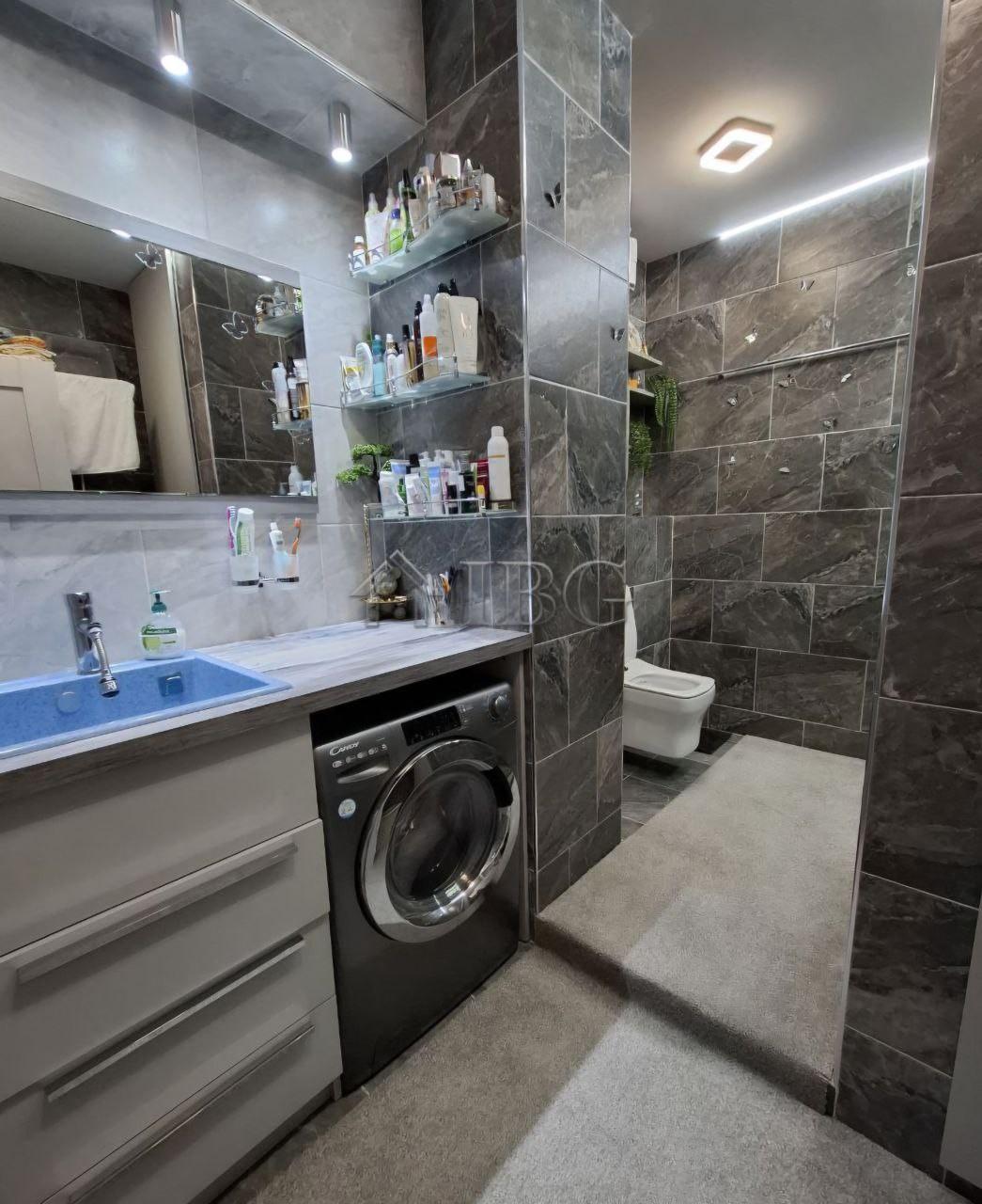 One-Bedroom Apartment in VIP Vision Complex, Sunny Beach — photo 12 of 18