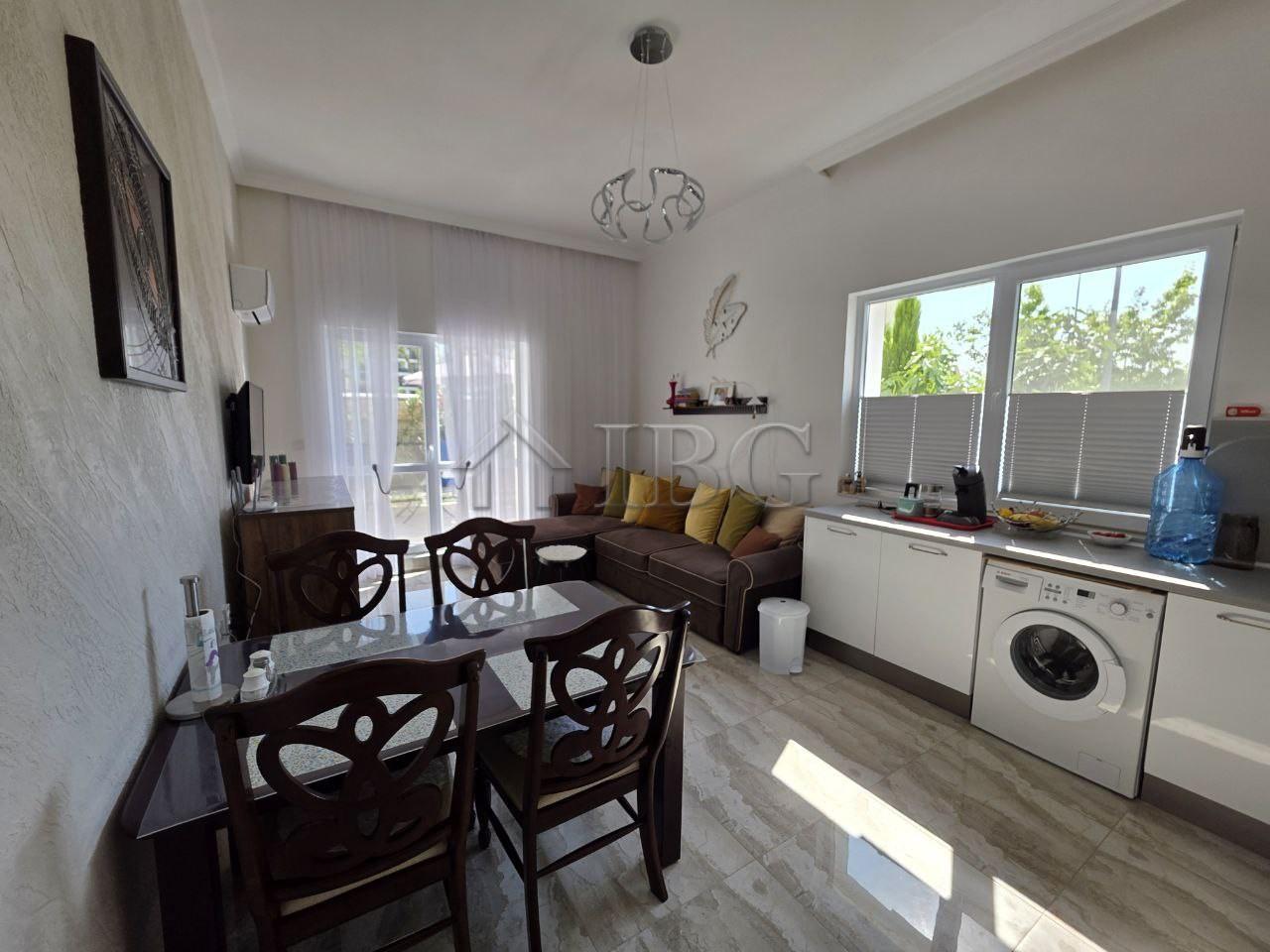 One-Bedroom Apartment in Magnolia Residence 6, Sunny Beach — photo 9 of 16