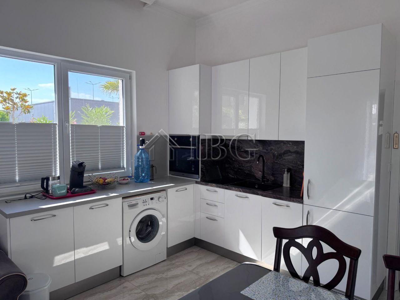 One-Bedroom Apartment in Magnolia Residence 6, Sunny Beach — photo 10 of 16
