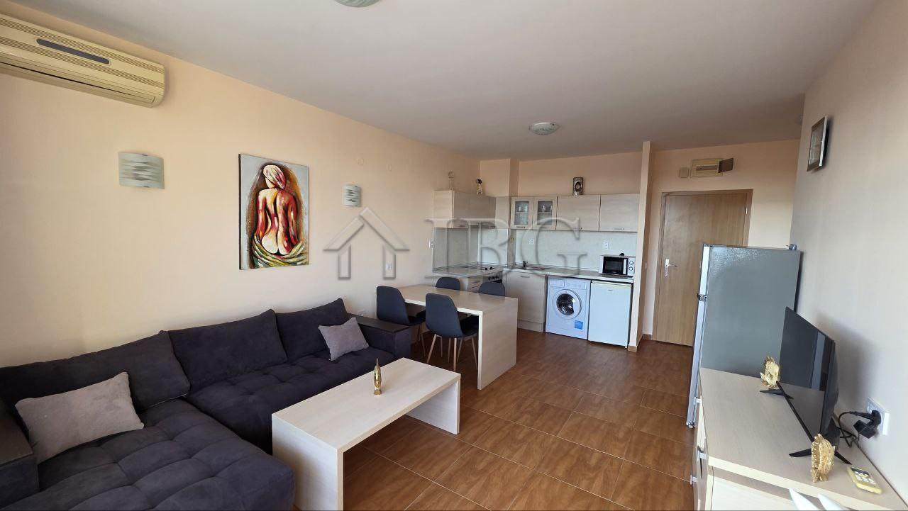 One-Bedroom Apartment in Panorama Dreams, Sveti Vlas - 2nd Line to the Sea — photo 7 of 14