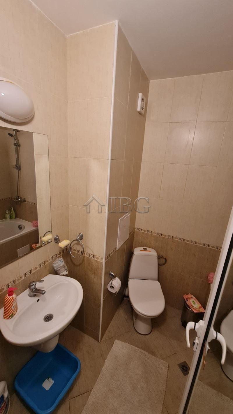 Two-Bedroom Apartment in Golden Dreams, Sunny Beach — photo 14 of 16