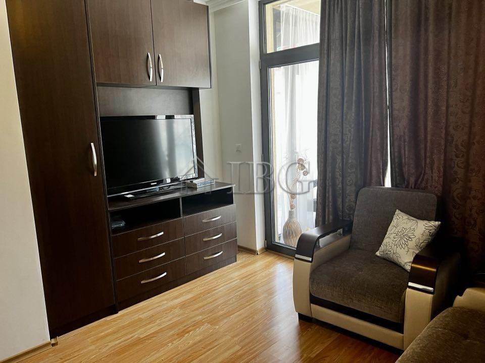 2-Bedroom Apartment with Sea View in Dolce Vita 2, Sveti Vlas — photo 16 of 19
