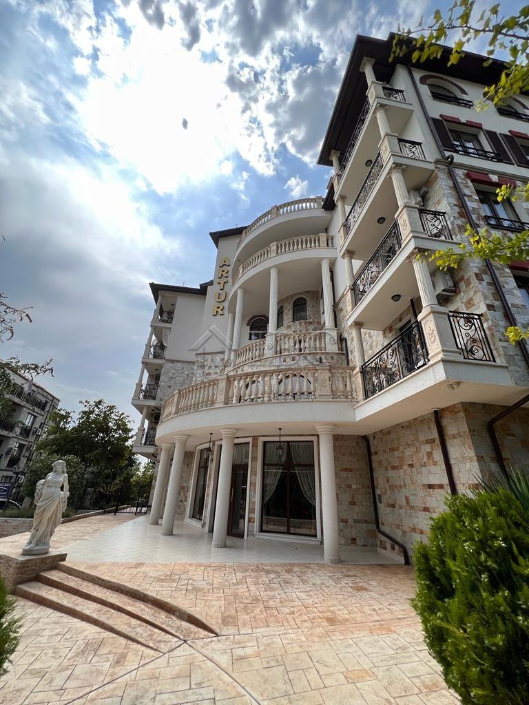 3 Bedroom Apartment on Three Levels with Panoramic Sea Views in Arthur Complex, Sveti Vlas — Sveti Vlas