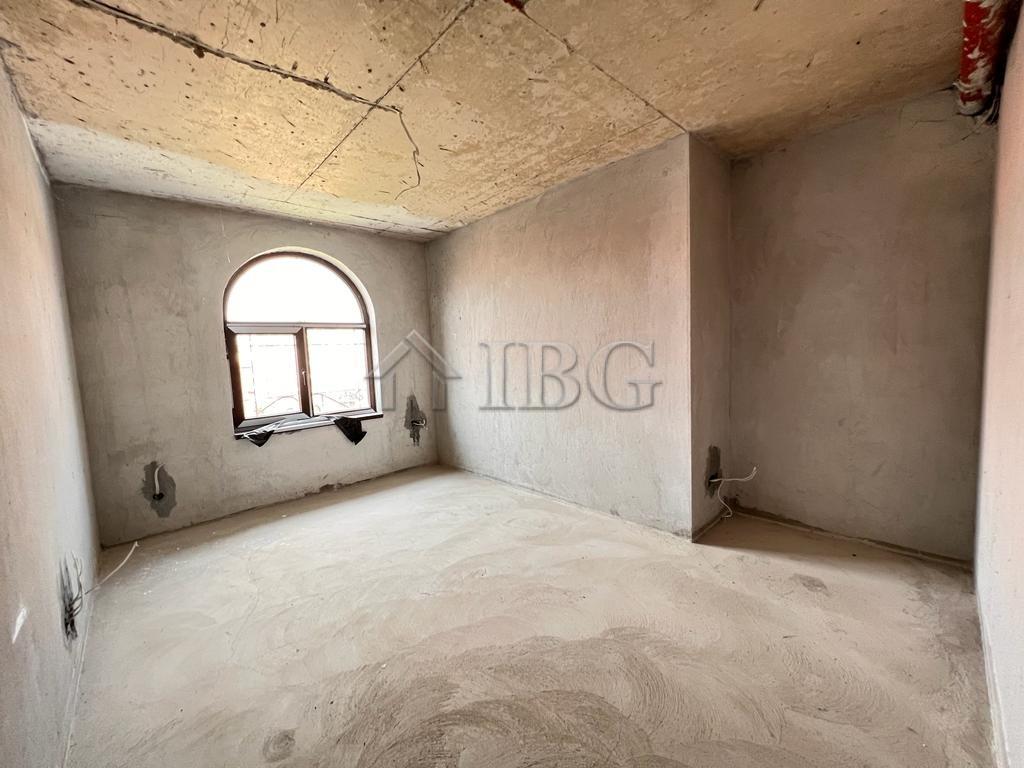 3 Bedroom Apartment on Three Levels with Panoramic Sea Views in Arthur Complex, Sveti Vlas — photo 9 of 20