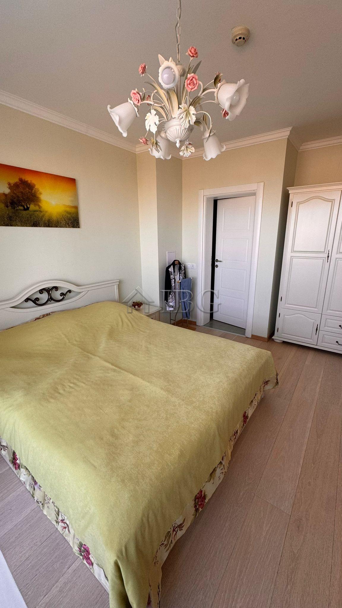 Two-Bedroom Apartment with Sea & Mountain View in Villa Florence, Sveti Vlas — photo 12 of 19