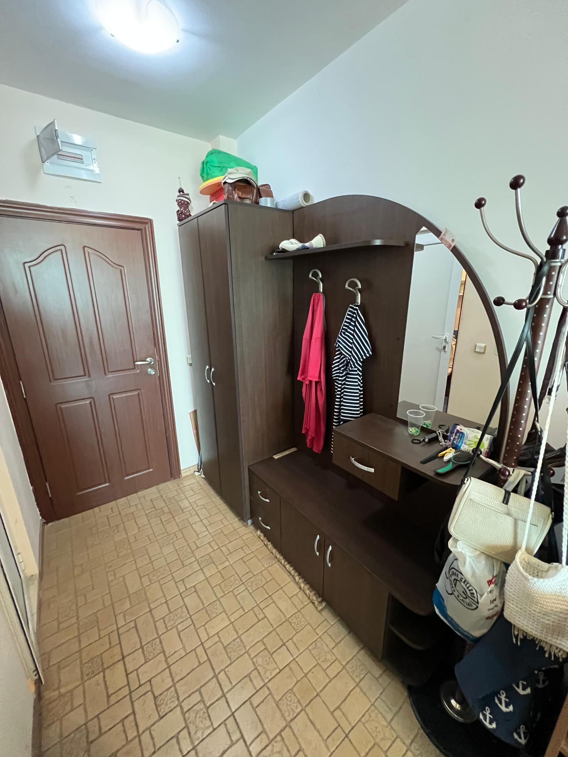 One-Bedroom Maisonette with Partial Sea View in Global Villa, Sunny Beach — photo 11 of 20