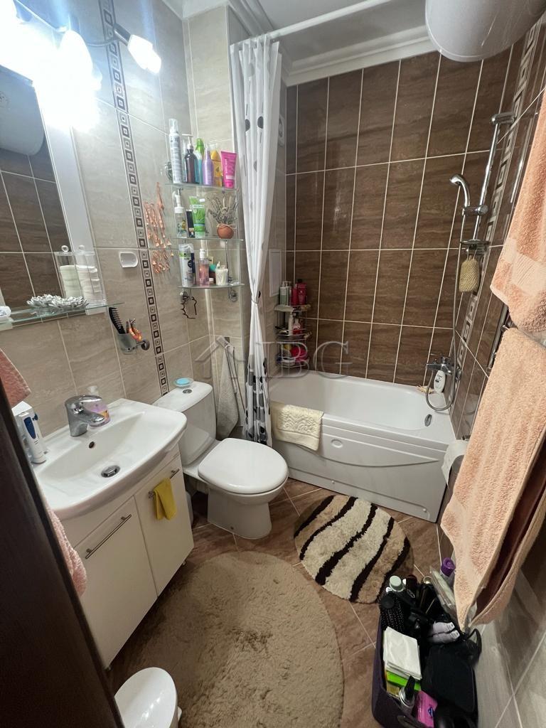 Luxurious Two-Bedroom Apartment with Stunning Sea View in Dolce Vita 2, Sveti Vlas — photo 14 of 14