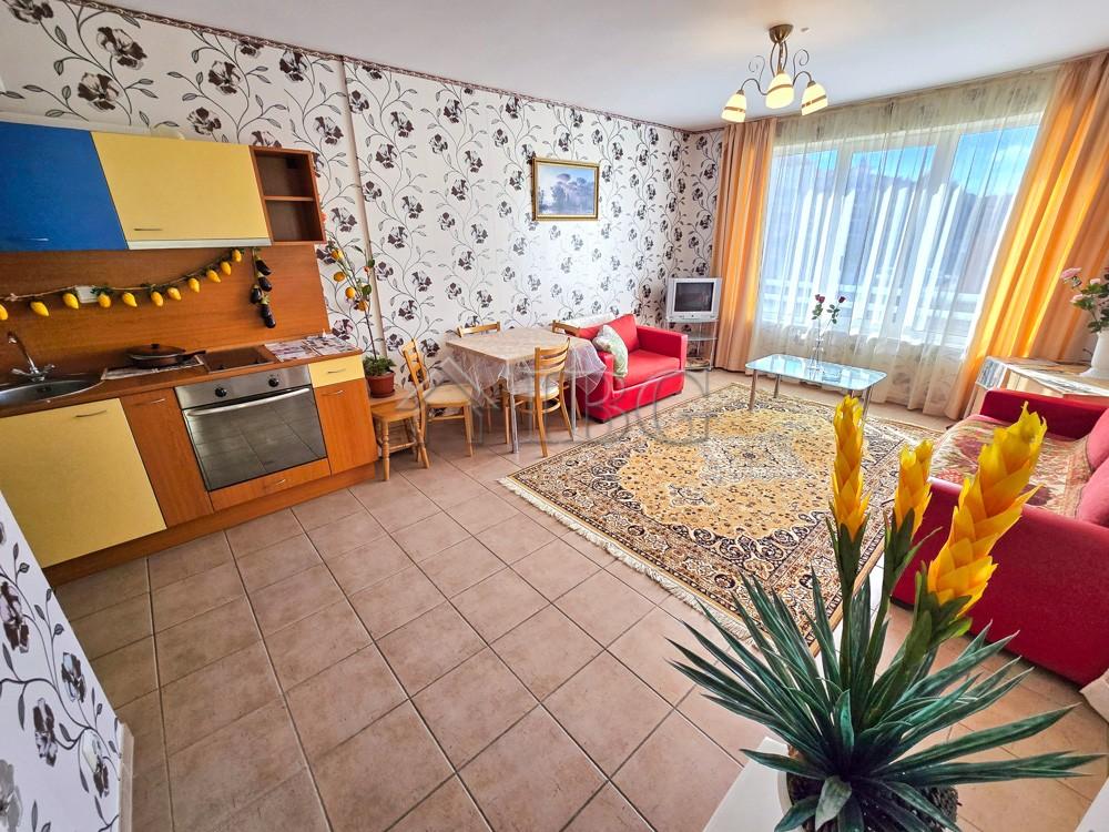 One-Bedroom Apartment in Sea Dreams Complex, Sunny Beach — photo 9 of 12