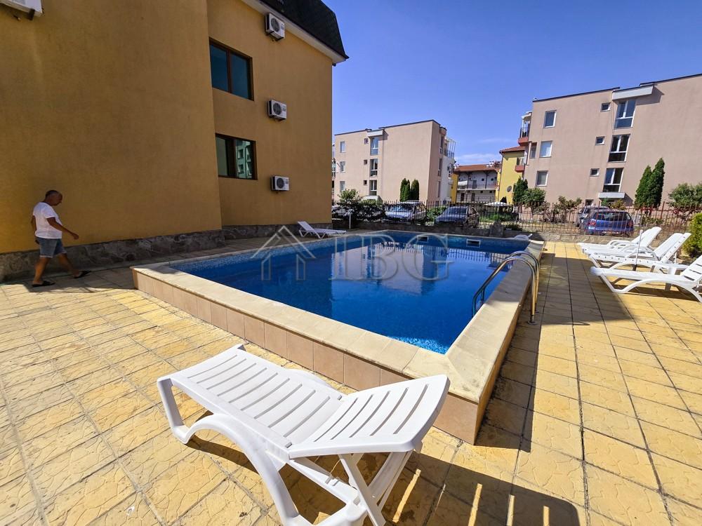 1-Bedroom Top-Floor Apartment with Large Terrace and Sea View, Amoto Complex, Nessebar — photo 5 of 19