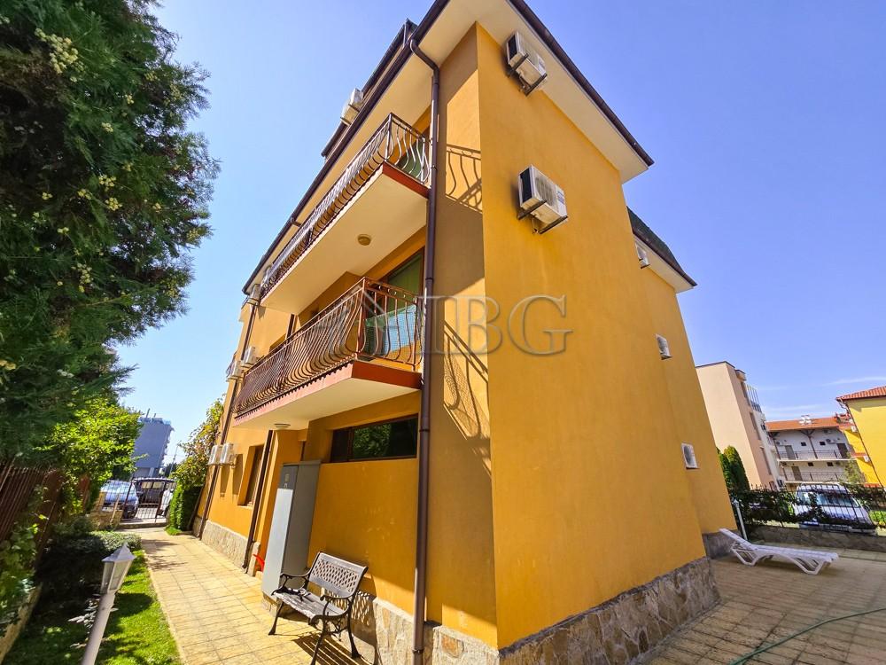1-Bedroom Top-Floor Apartment with Large Terrace and Sea View, Amoto Complex, Nessebar — photo 9 of 19