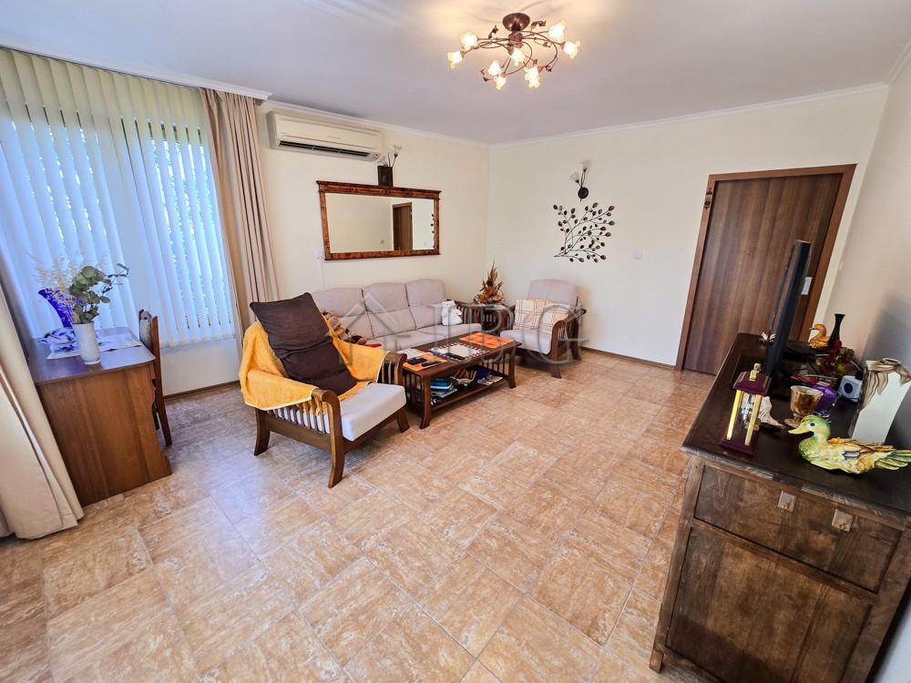 2-Bedroom Apartment with 2 Balconies in Boulevard Residence, Central Nessebar — photo 7 of 18