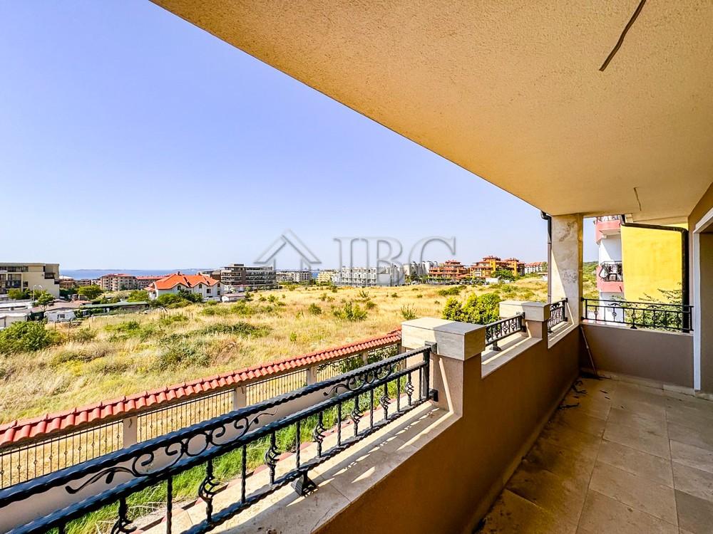 House with Pool and Sea View — Sveti Vlas — photo 14 of 23