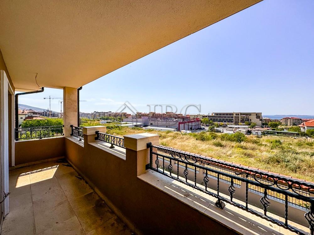 House with Pool and Sea View — Sveti Vlas — photo 15 of 23