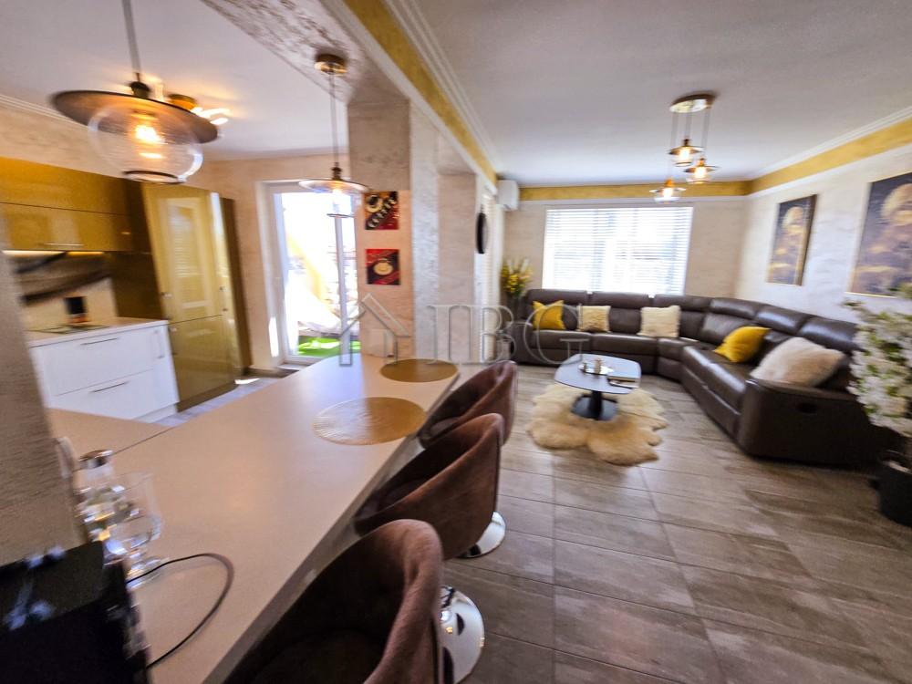 Spacious 2-Bedroom Apartment in Sea Dreams, Sunny Beach — photo 6 of 25
