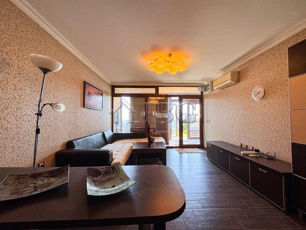 1-Bedroom Sea Front Apartment in Dolce Vita 2, Sveti Vlas — photo 9 of 18