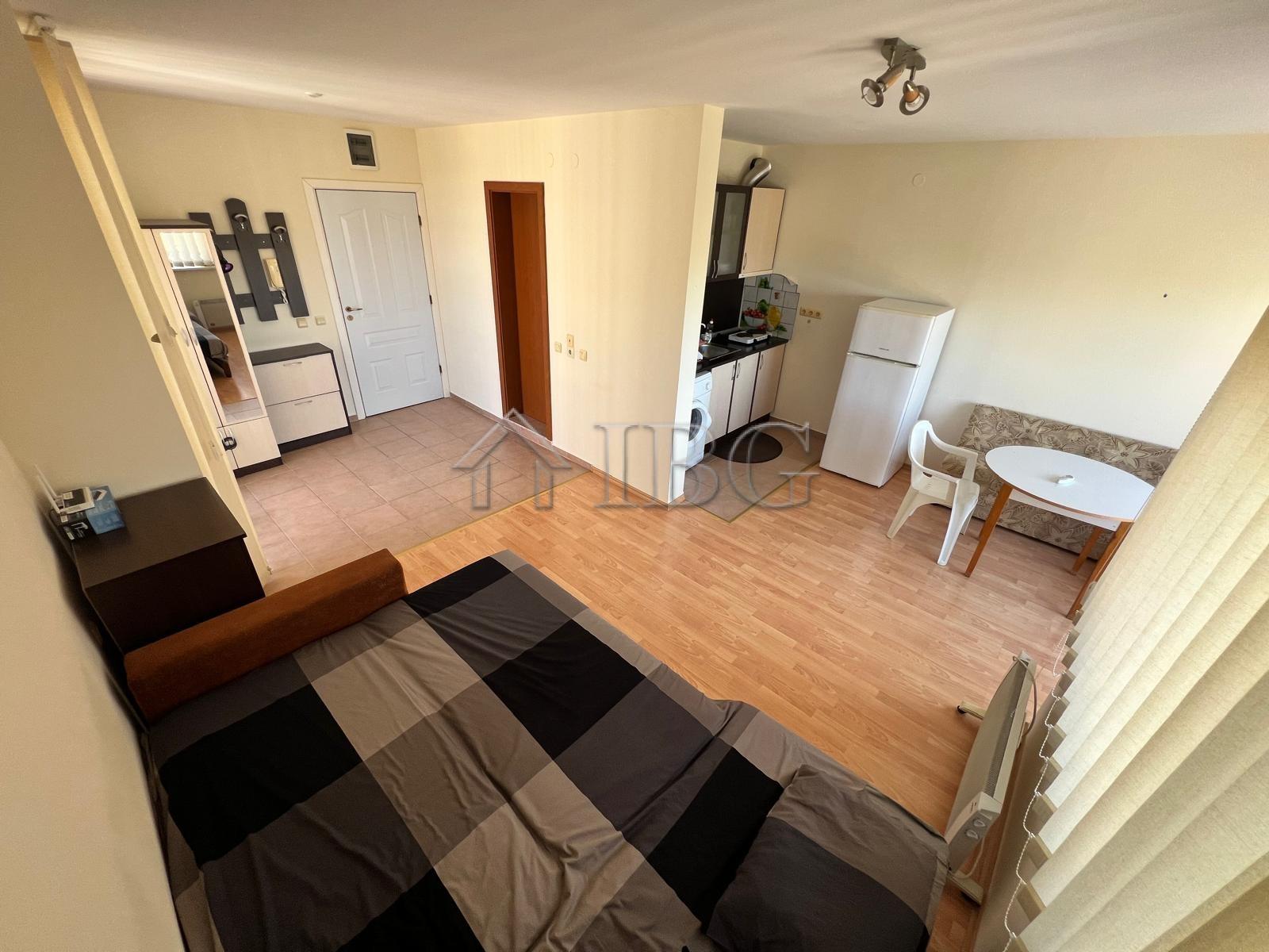 Large Studio with Two Balconies in Nessebar Fort Club, Sunny Beach — Nessebar
