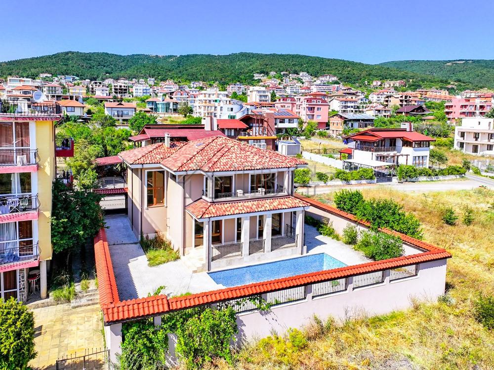 House with Pool and Sea View — Sveti Vlas — main photo