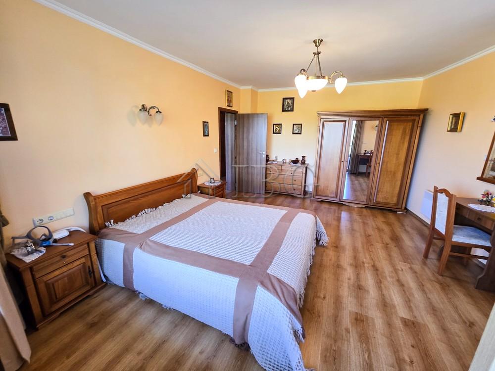 2-Bedroom Apartment with 2 Balconies in Boulevard Residence, Central Nessebar — photo 11 of 18