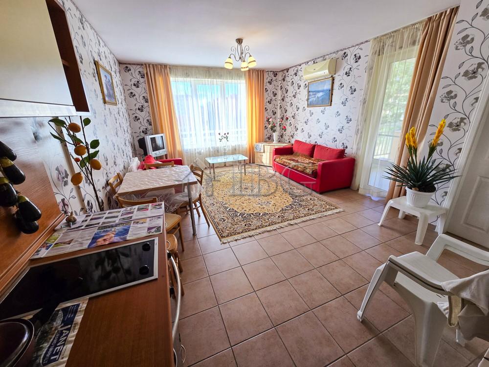One-Bedroom Apartment in Sea Dreams Complex, Sunny Beach — photo 8 of 12