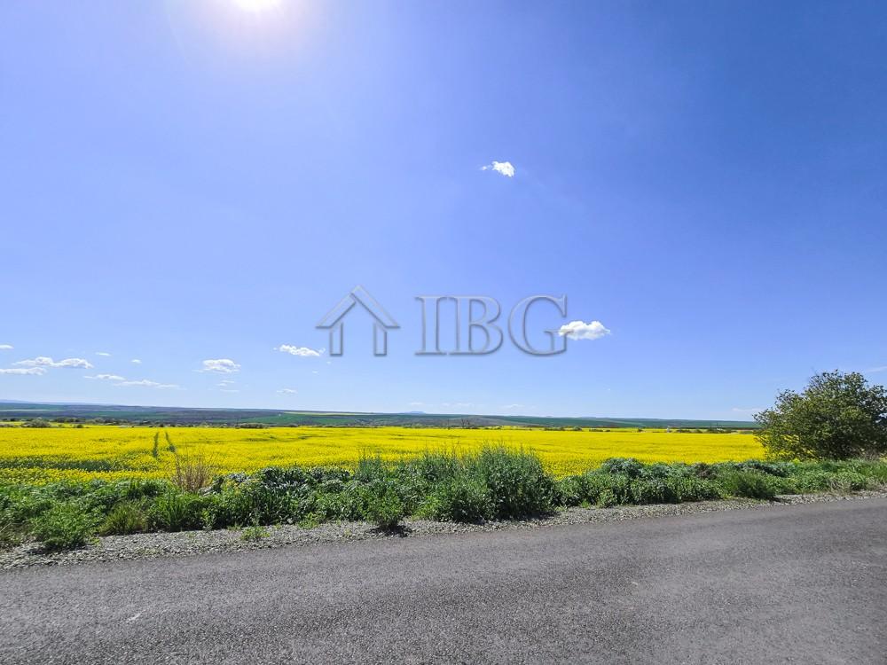 Renovated House with Large Plot — Village of Asparuhovo, 39 km from Burgas — photo 3