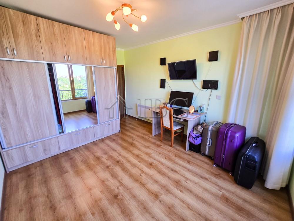 2-Bedroom Apartment with 2 Balconies in Boulevard Residence, Central Nessebar — photo 15 of 18