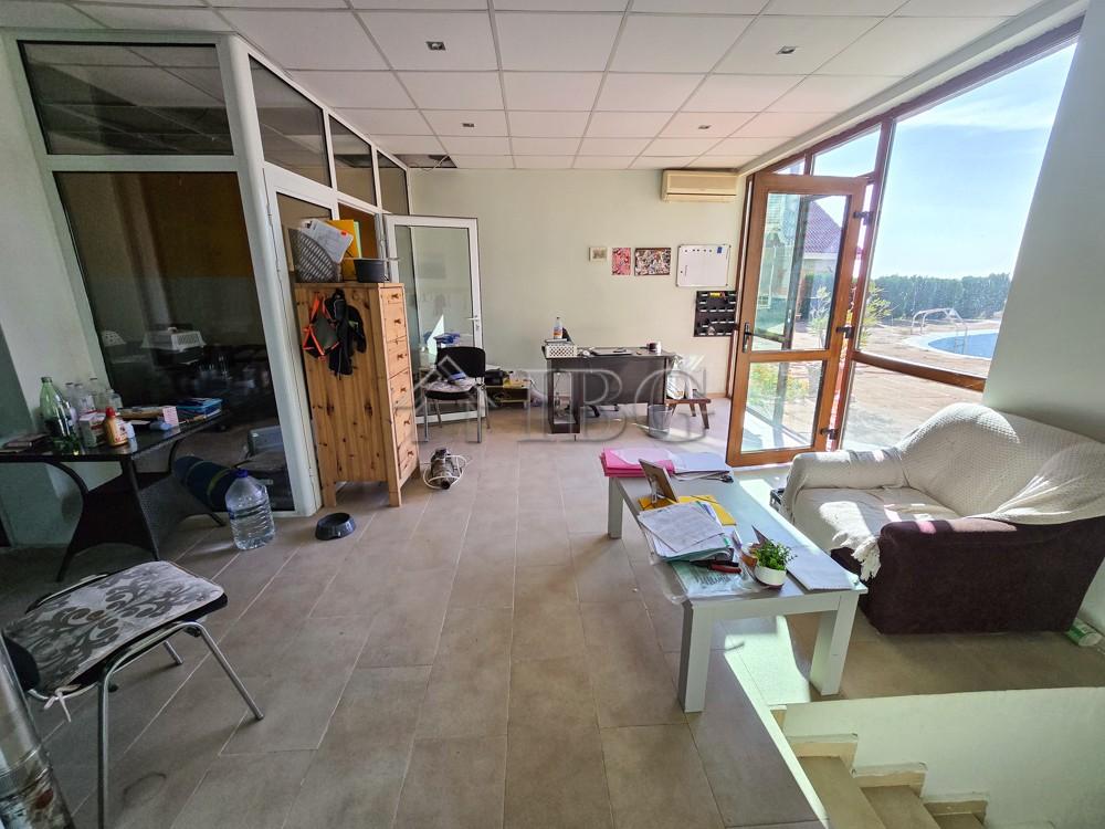 150 m2 Property Ideal for Gym or SPA - Golden Eye Complex, Kosharitsa — main photo
