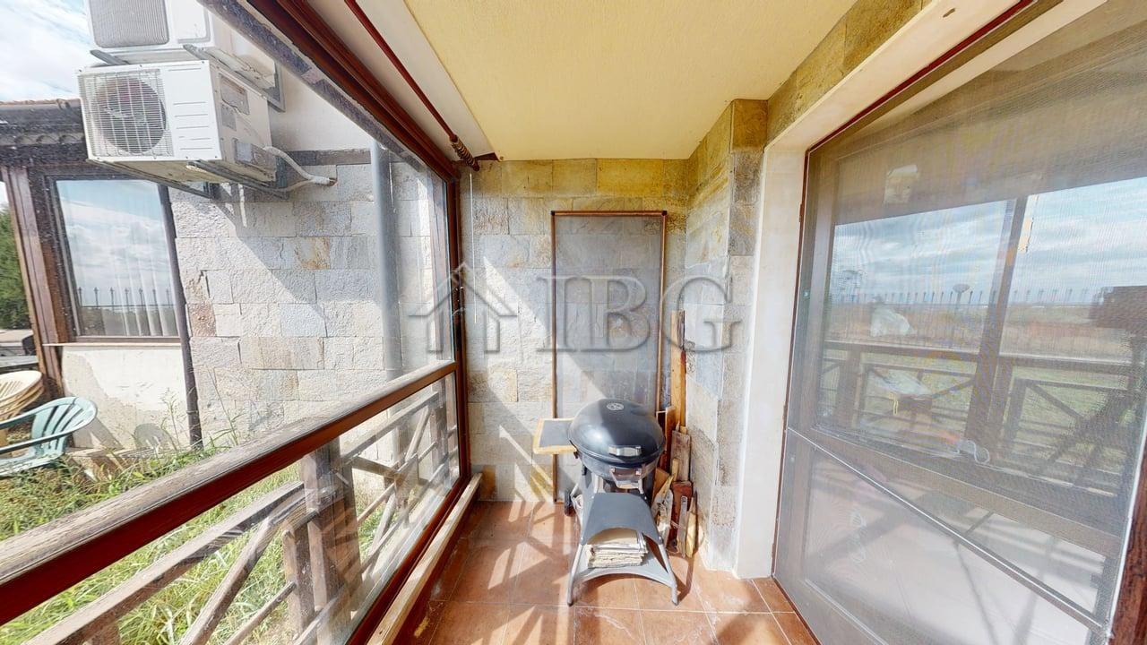 Two-Story Maisonette in Imperial Heights Complex, Kosharitsa — photo 7 of 25