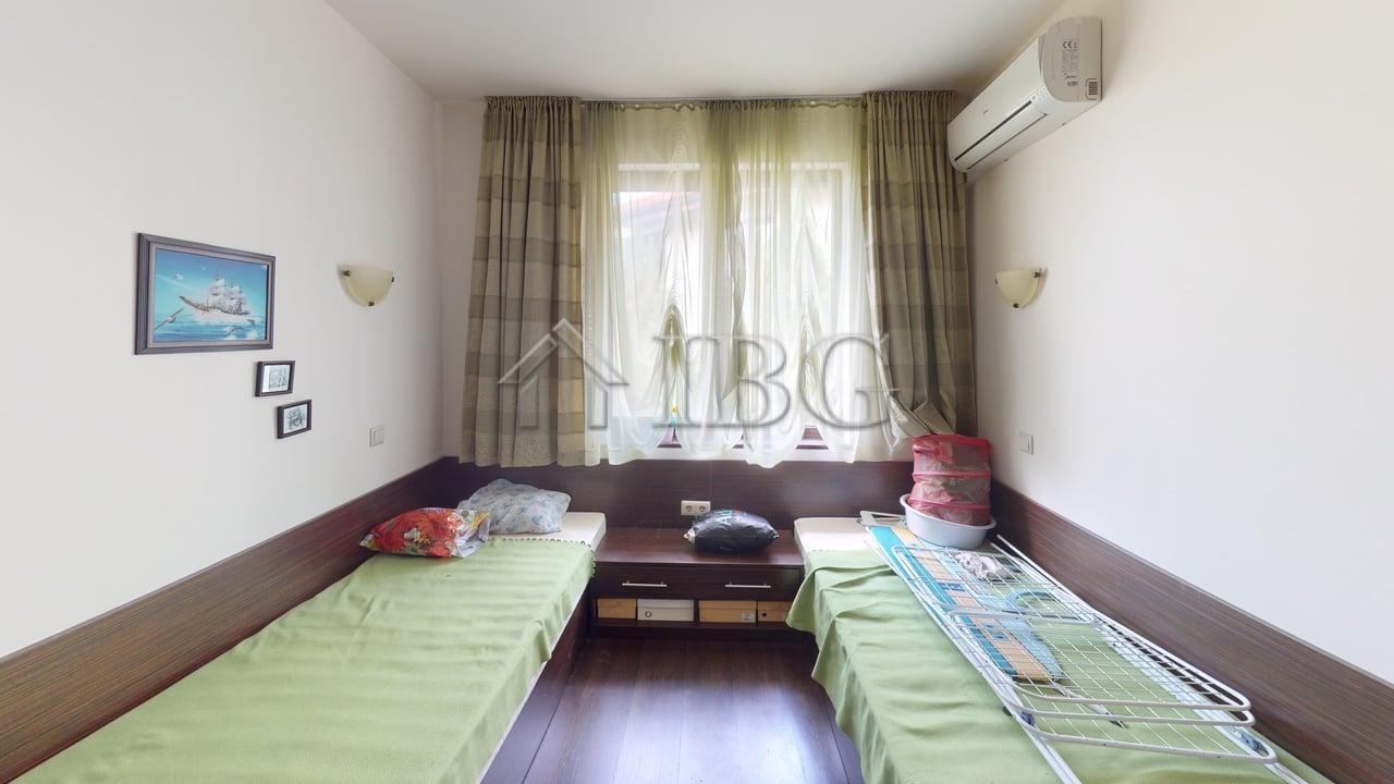 Two-Story Maisonette in Imperial Heights Complex, Kosharitsa — photo 20 of 25
