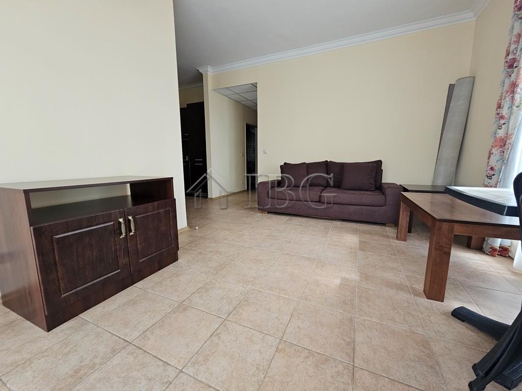 2-Bedroom Apartment in Sunset Resort, Pomorie — photo 19 of 25