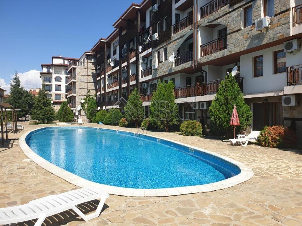 Studio for sale in Panorama Bay 2, Sveti Vlas, 200 m from the sea — photo 17 of 25