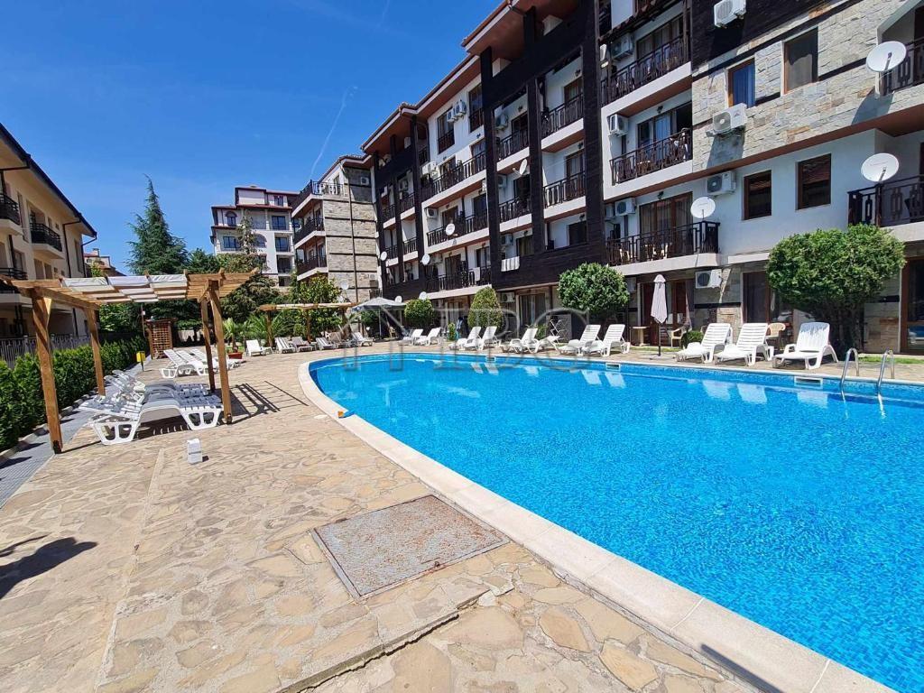 Studio for sale in Panorama Bay 2, Sveti Vlas, 200 m from the sea — Sveti Vlas