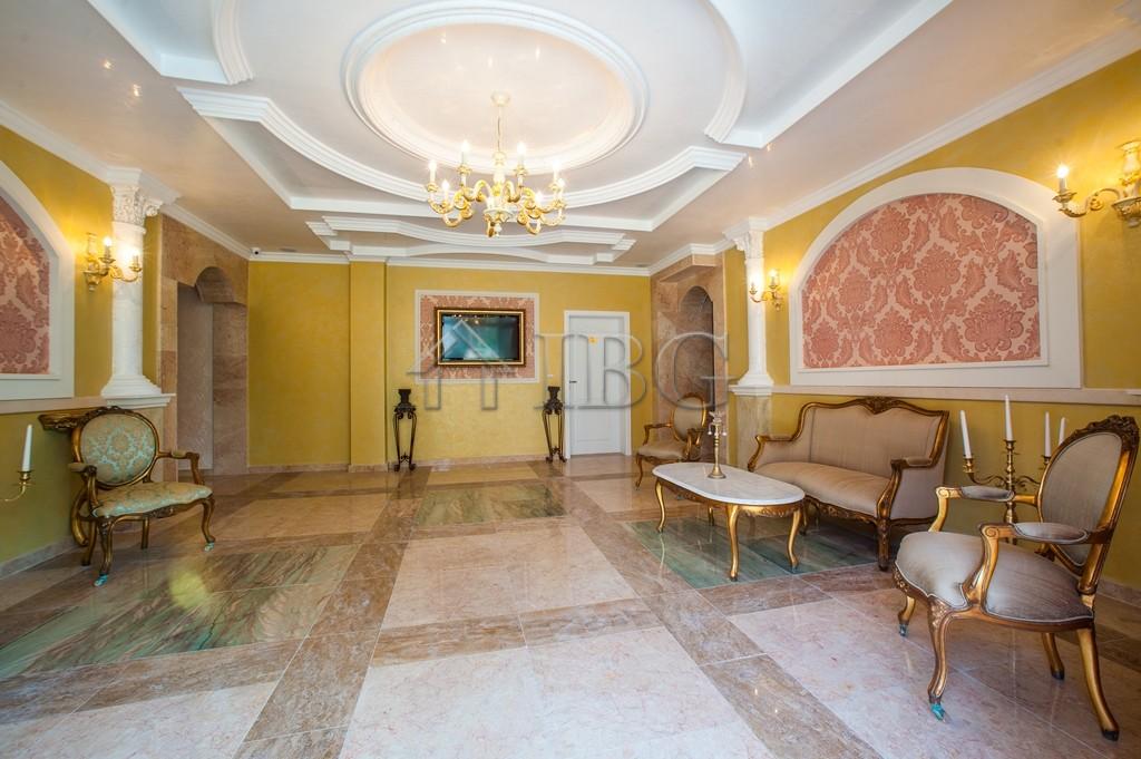 Spacious 2-Bedroom Apartment in Venera Palace, Sunny Beach — photo 24 of 25