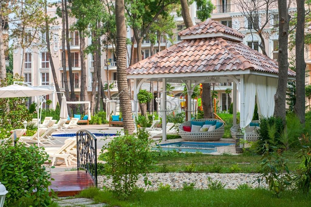 Spacious 2-Bedroom Apartment in Venera Palace, Sunny Beach — photo 25 of 25