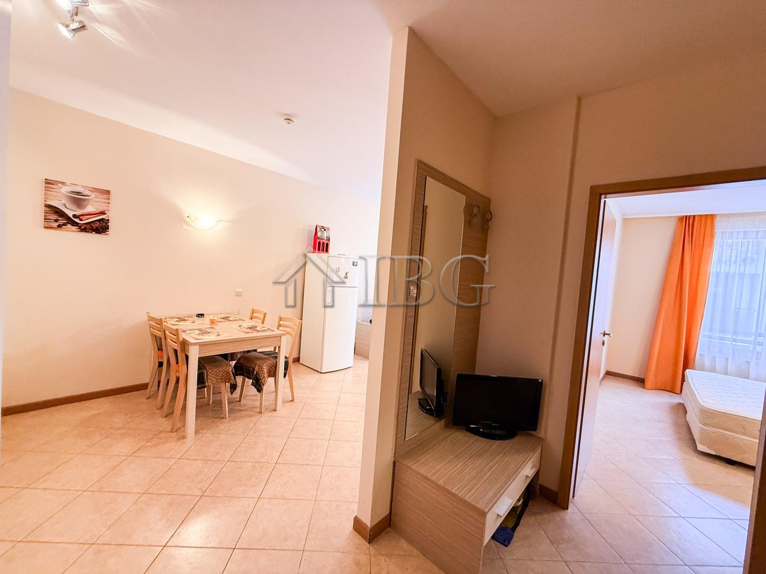 Apartment with One Bedroom Royal Sun, Sunny Beach — photo 13 of 25